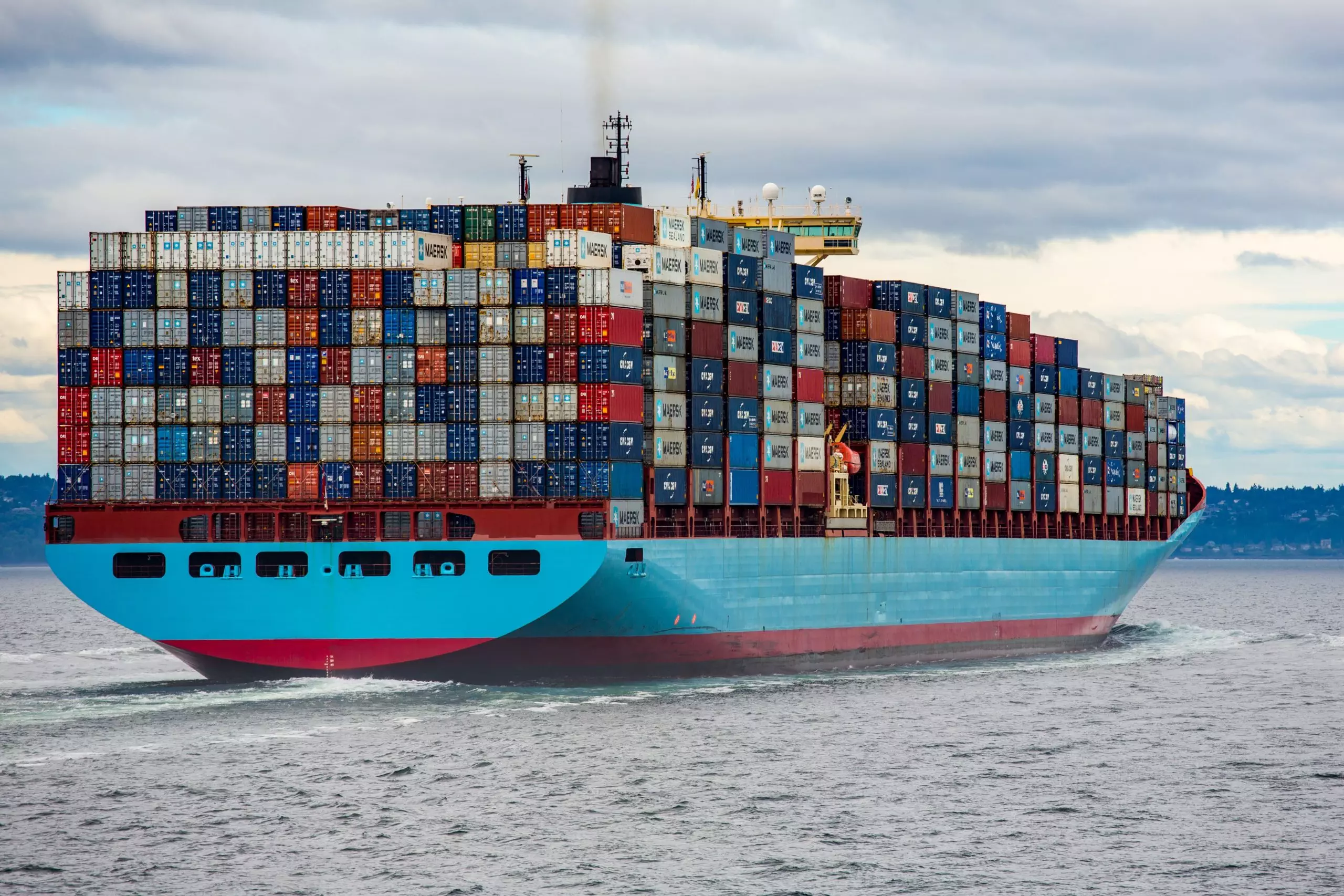 cargo-ship-with-shipping-containers